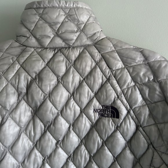 The North Face Thermoball Jacket - Womens XS - Picture 5 of 11